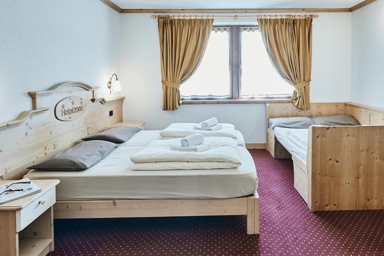 Hotel 2000 ลีวินโญ ภายนอก รูปภาพ